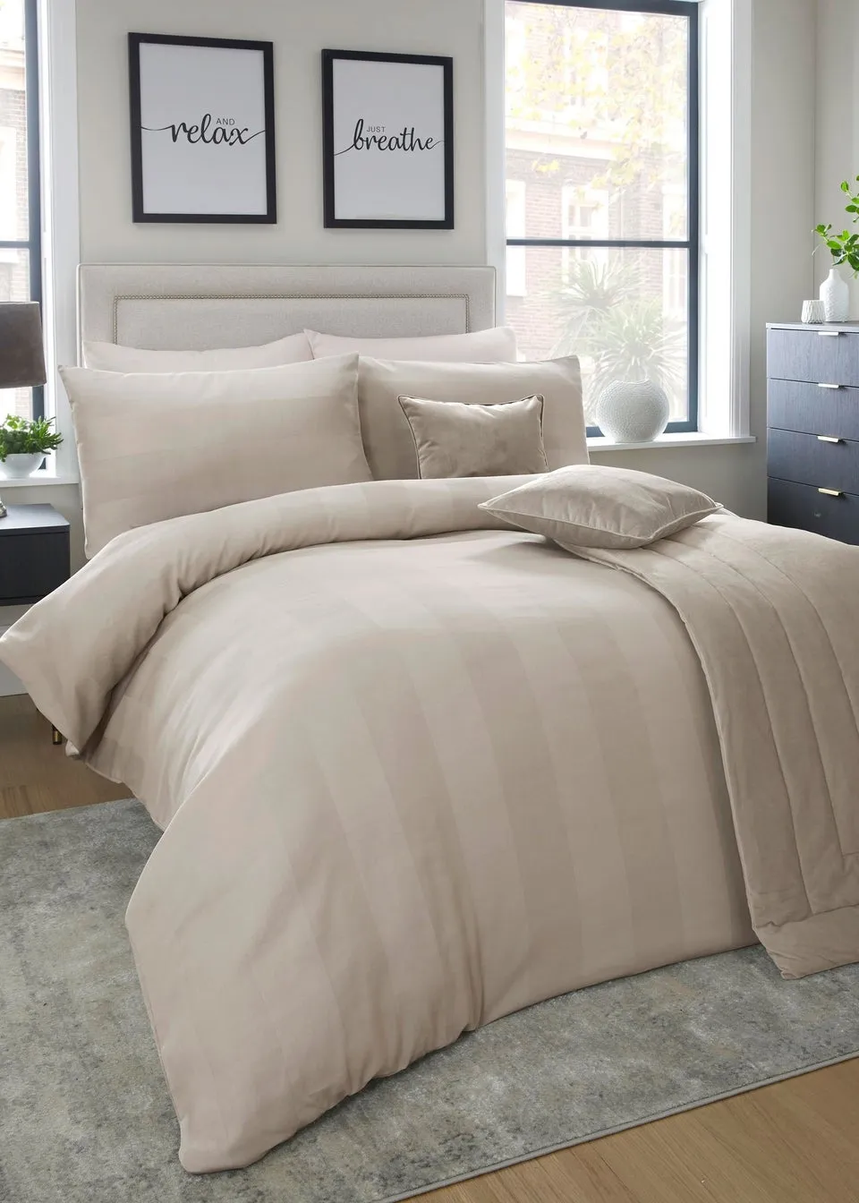 Appletree Boutique Capri Beige Duvet Cover Set