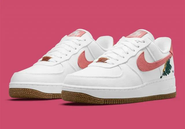 AUTHENTIC NIKE AIR FORCE 1 '07 SE Catechu White Sienna C...