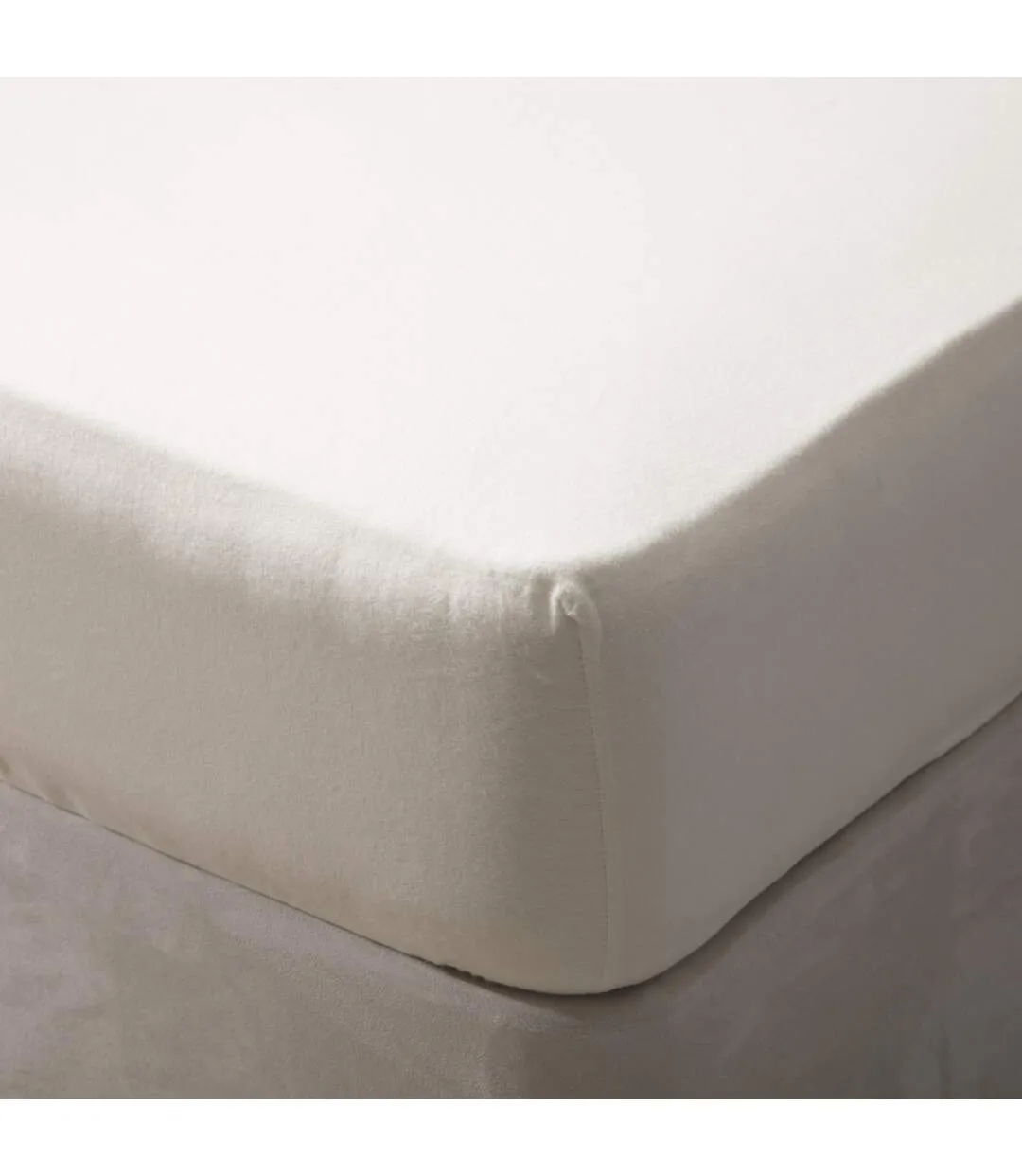 Belledorm Brushed Cotton Fitted Sheet (Cream) - UTBM303