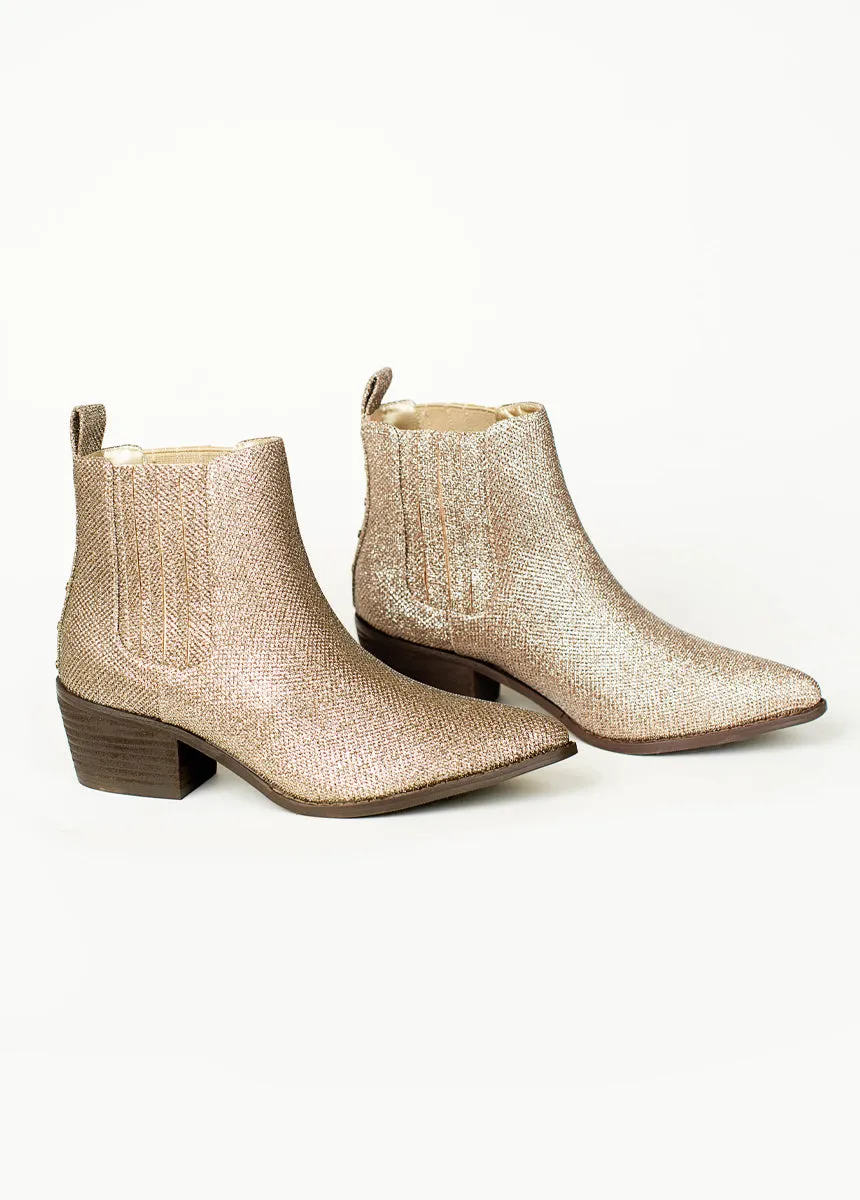 Chelzea Boot in Gold