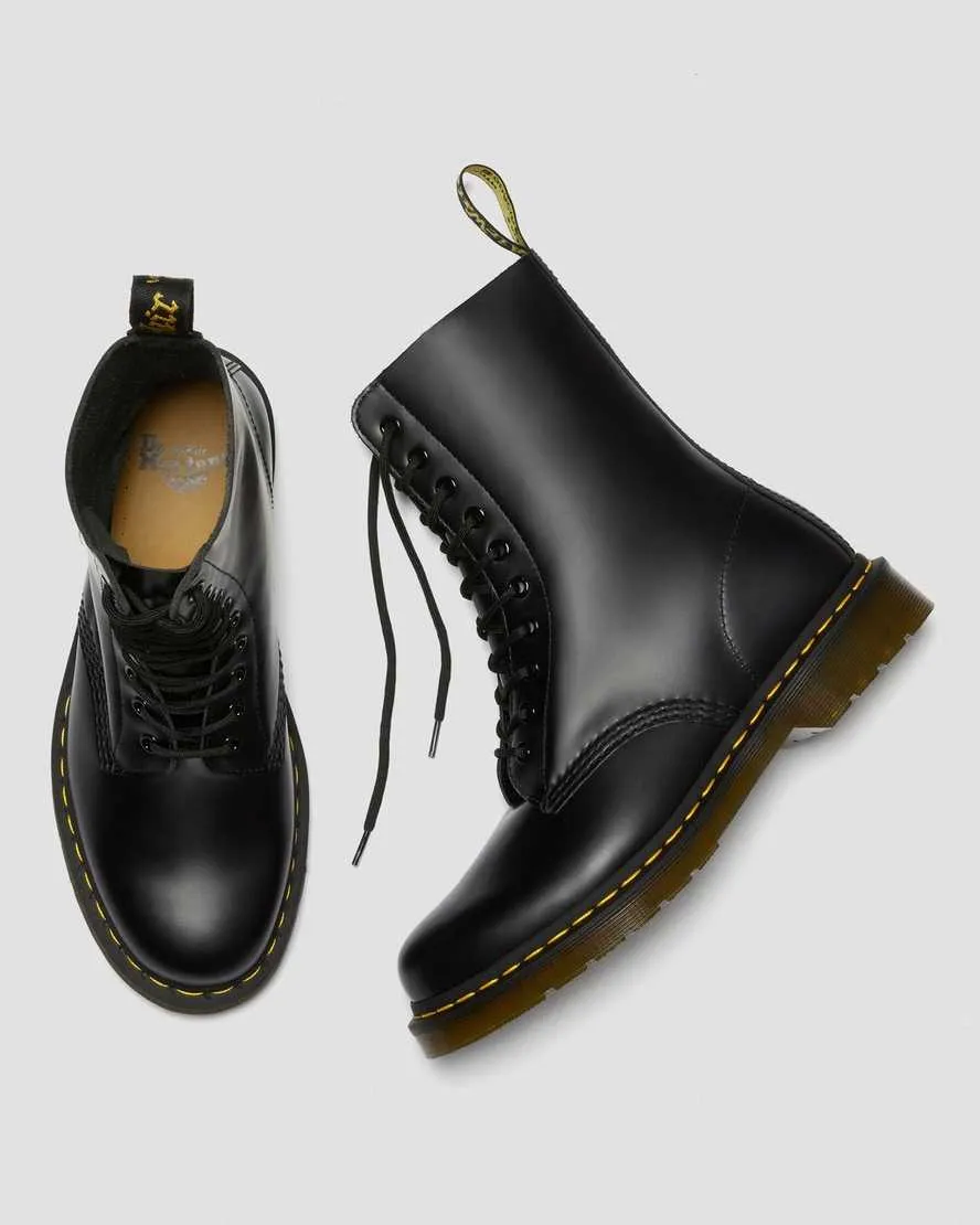 Dr Martens- 1490 Black