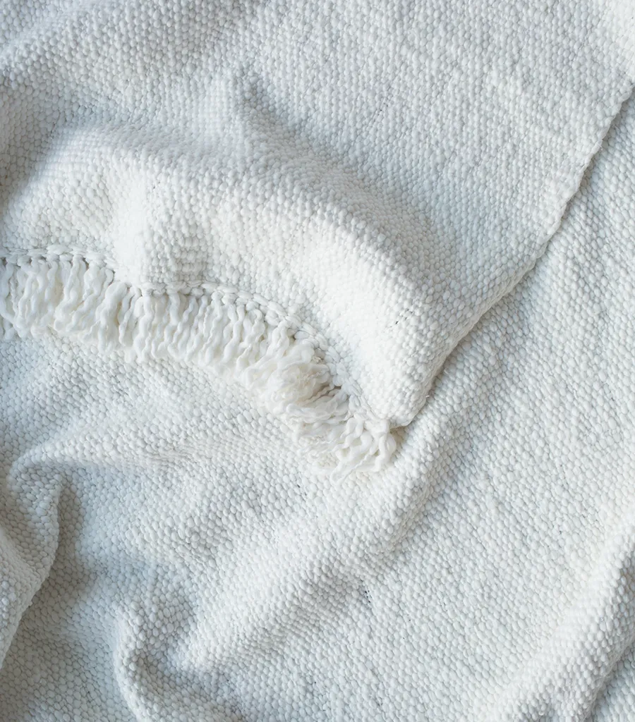 Flamme Fringe Blanket in Ivory