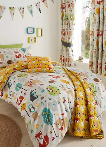 Happy Linen Co. Woodland Friends Quilted Reversible Blanket | Kaleidoscope