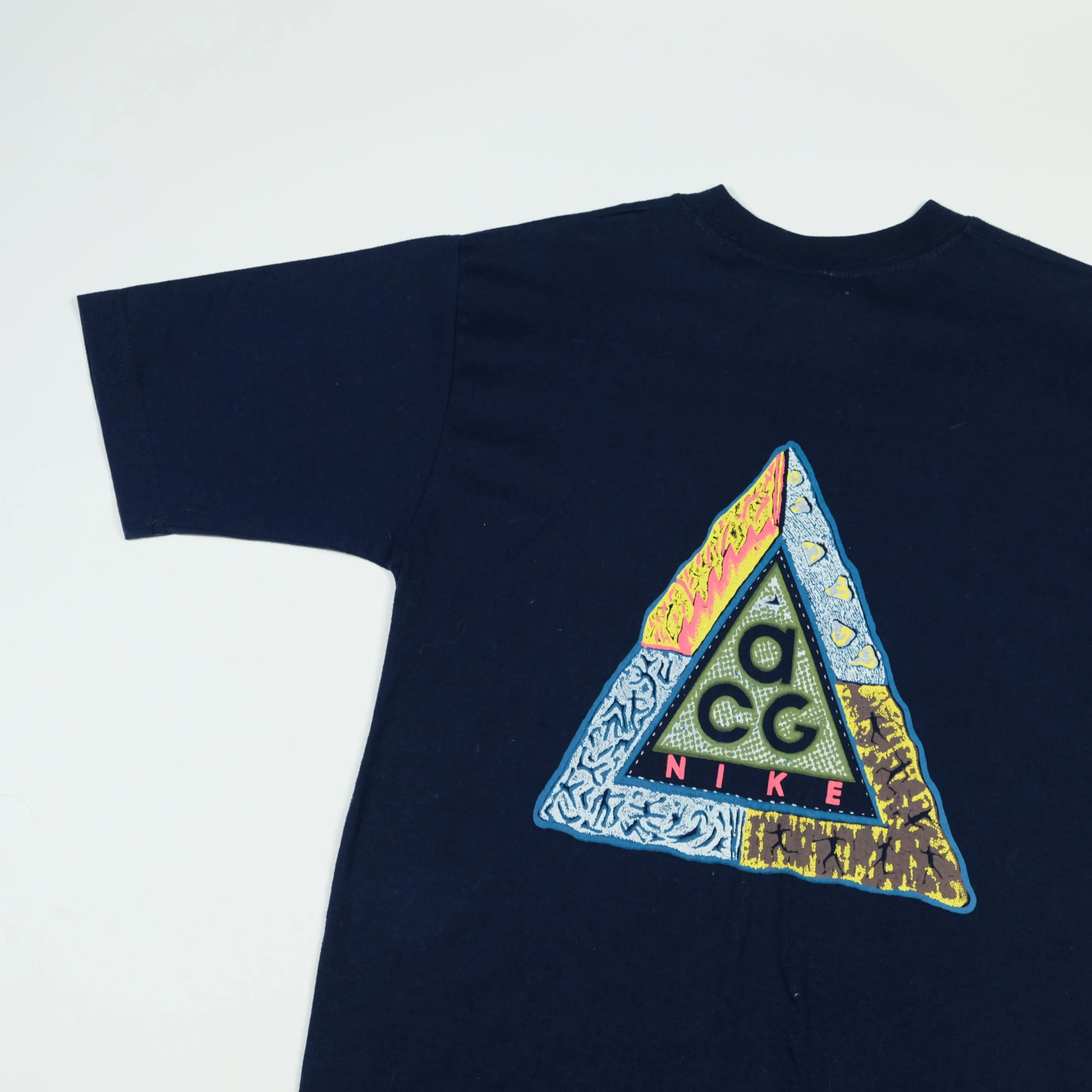 Nike ACG 1990s Vintage T-Shirt Small