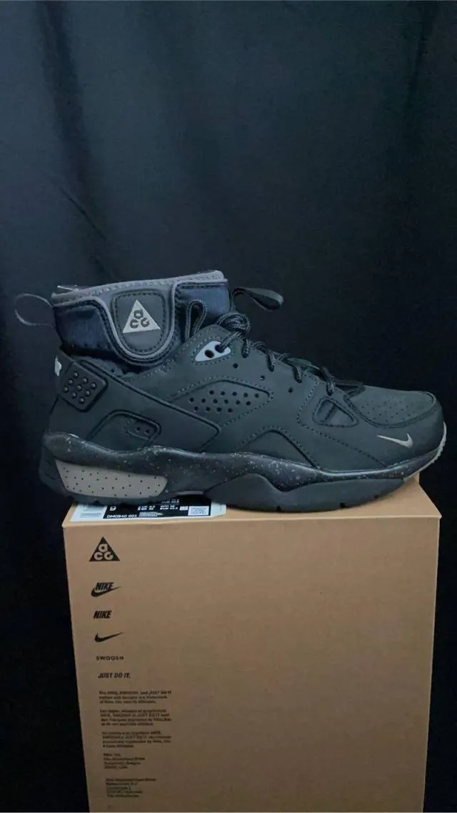 Nike acg air mowabb olive grey