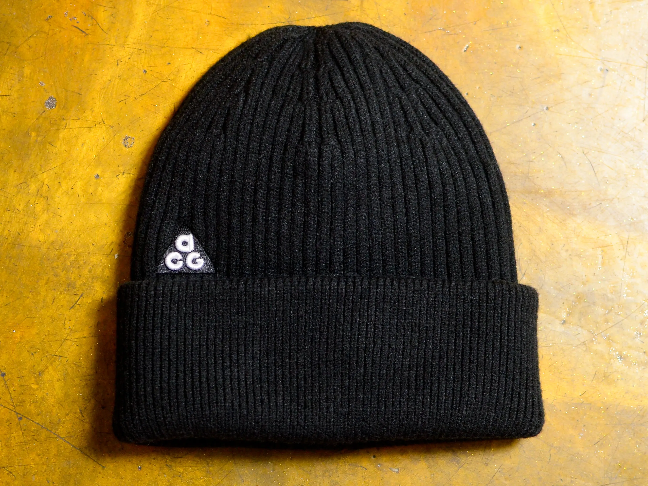 Nike ACG Cuffed Beanie - Black