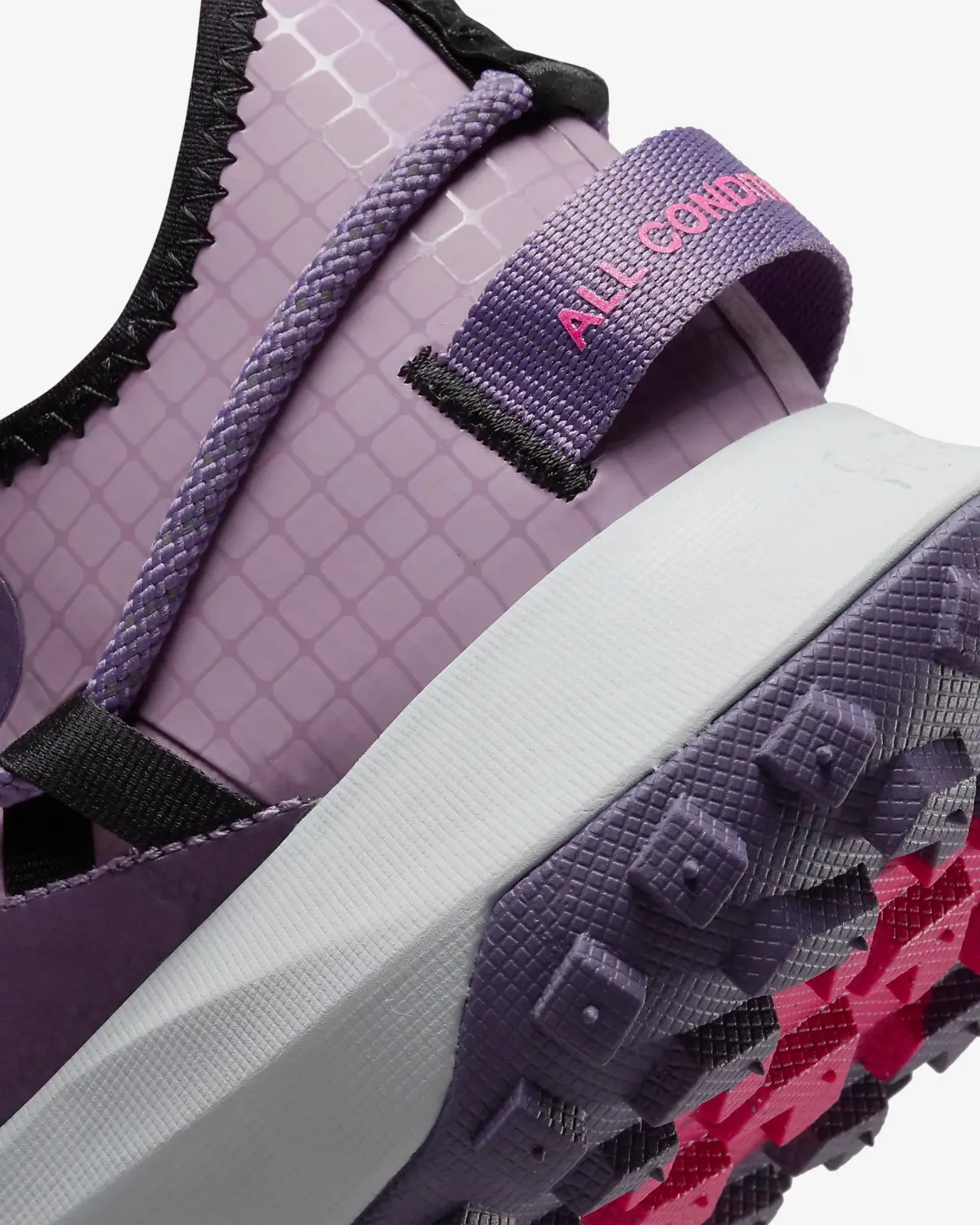 Nike ACG Mountain Fly Low SE Canyon Purple Amethyst Wave Doll DQ1979-500