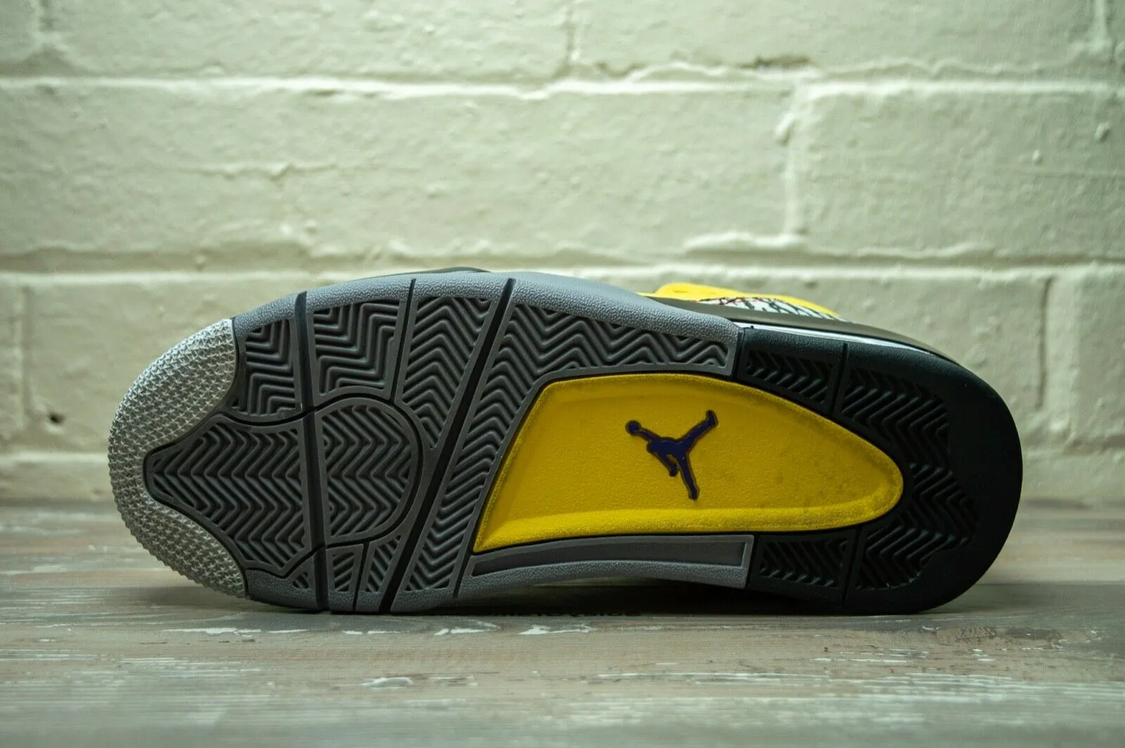 Nike Air Jordan Son Of Tour Yellow 580603 708