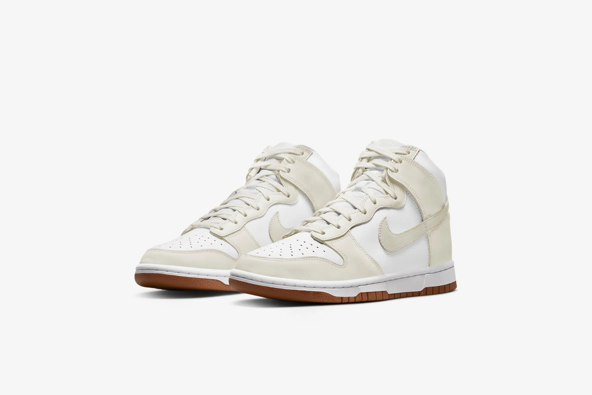 Nike Dunk High W - White / Sail / Gum Med Brown