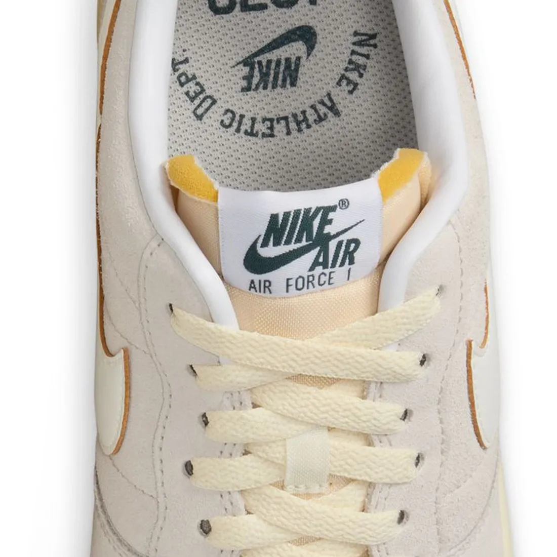 Nike Men Air Force 1 '07 (lt orewood brn / sail-coconut milk)