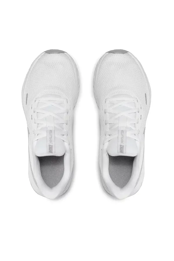 Nike Women Revolution 5 Running Shoes White