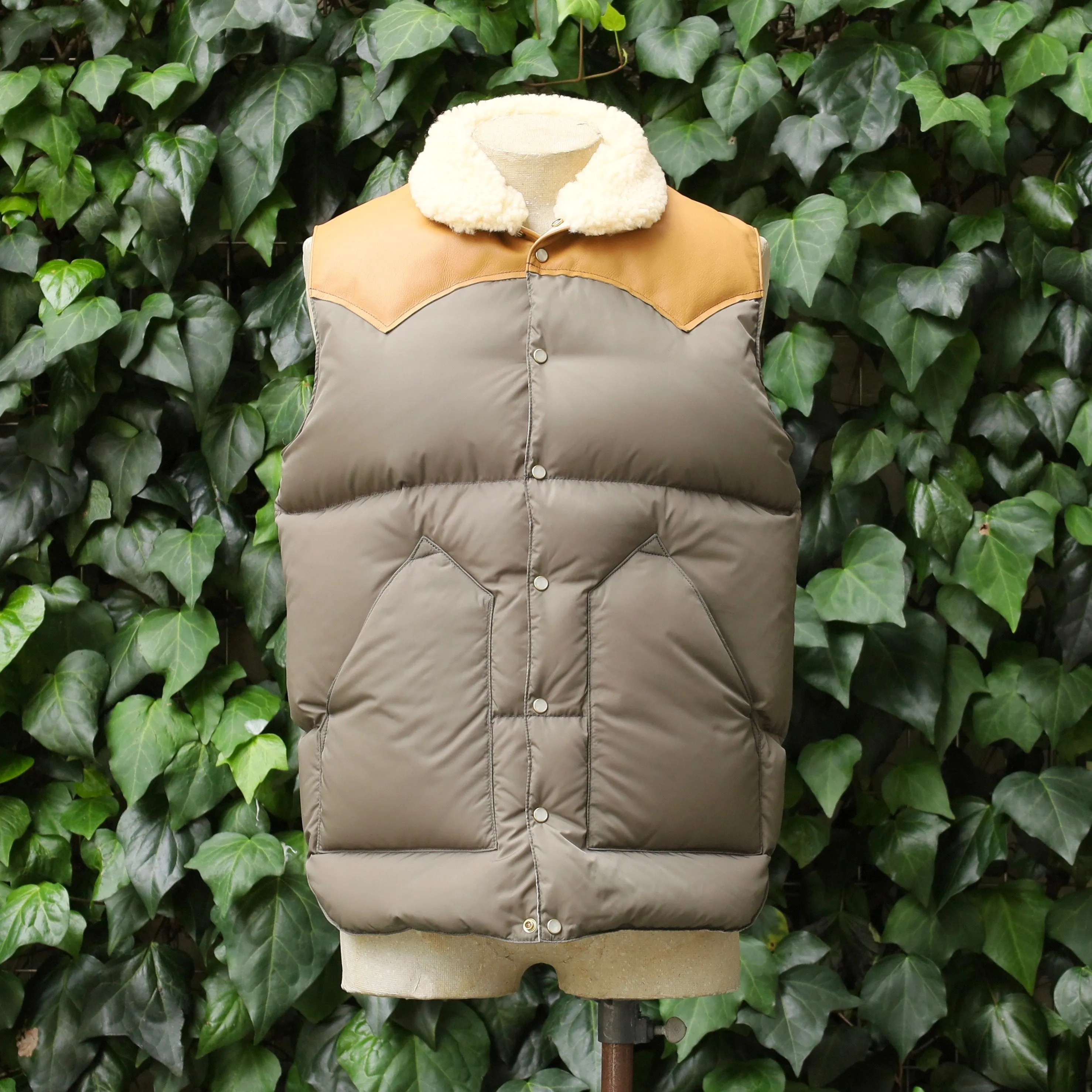 RMFC CHRISTY VEST OLIVE