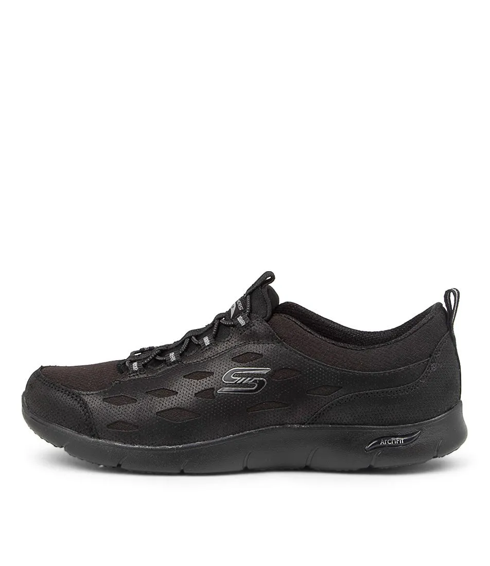 SKECHERS Arch Fit Refine Black Black Smooth Sneakers