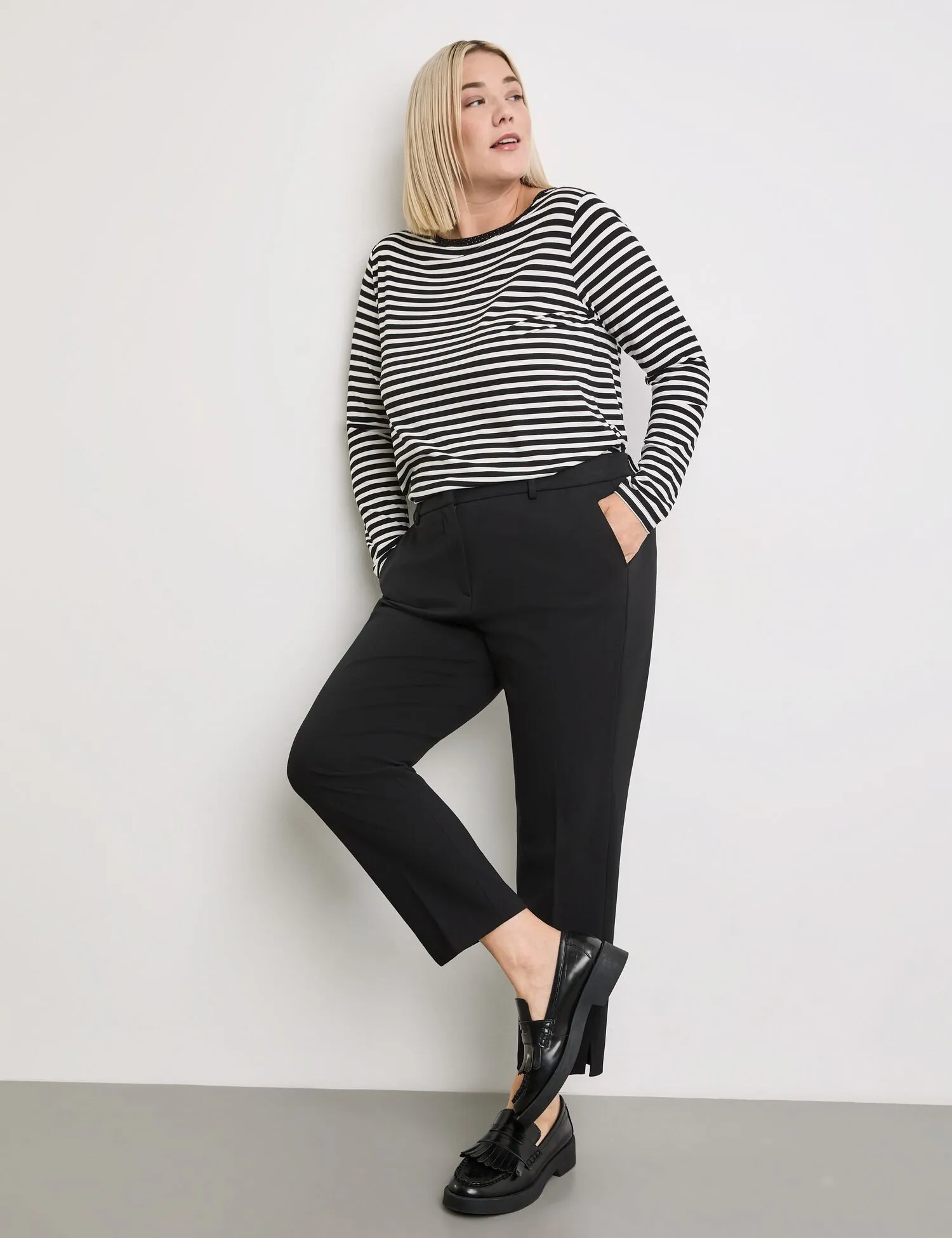 Sophisticated 7/8-length trousers, Greta