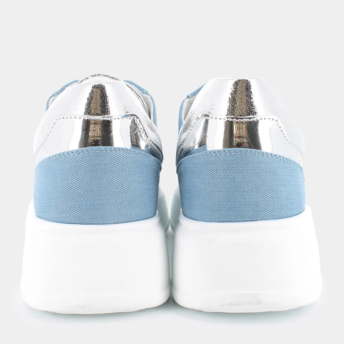 XM-E24D-01-JEANS- SNEAKERS